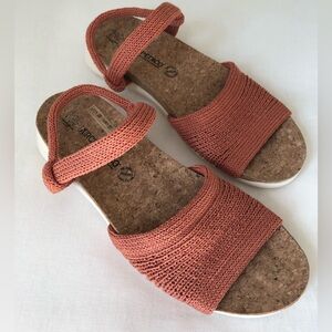 Arcopedico Sandals Orange Weave Size 8.5